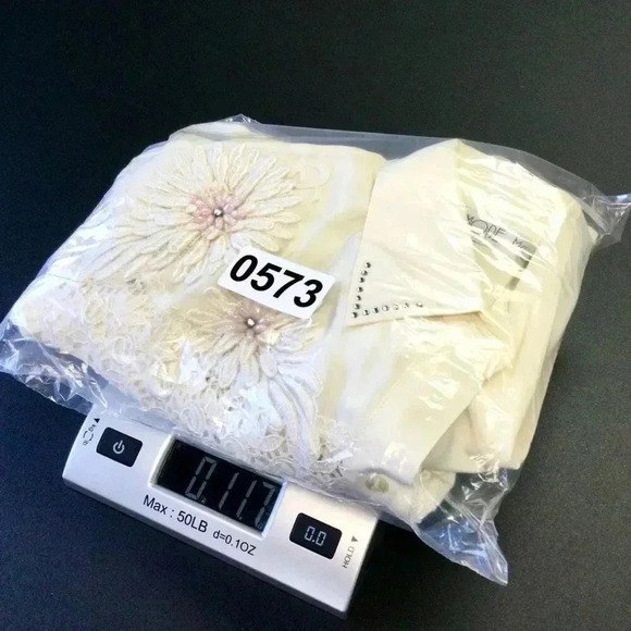 Mode More Womens Ivory Floral Lace Long SLeeve Sheer Blouse Size Large - Picture 11 of 12